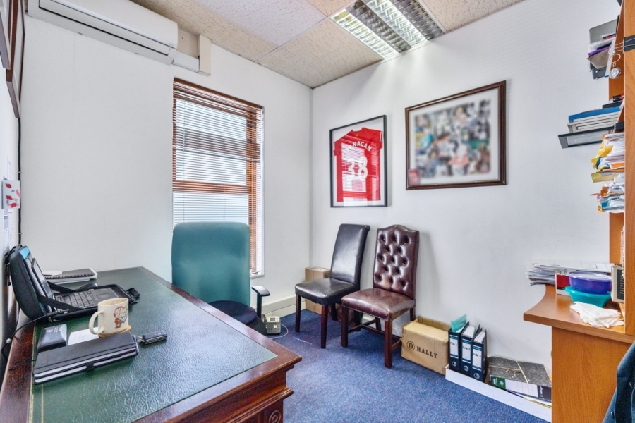 To Let commercial Property for Rent in Claremont Western Cape